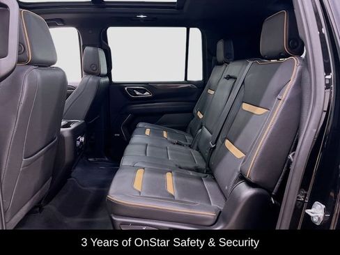 Used 2023 GMC Yukon XL AT4 AWD/4WD image 12
