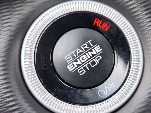 New 2025 Jeep Grand Cherokee Laredo X image 15