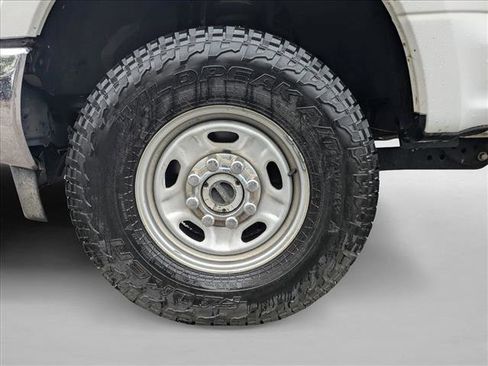 Used 2018 Ford F350 XL w/ Power Equipment Group AWD/4WD image 18
