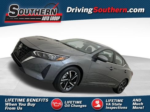 Used 2025 Nissan Sentra SV FWD image 1