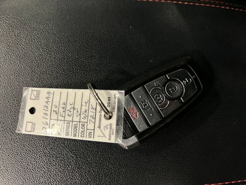 Used 2020 Ford Edge ST-Line w/ Cold Weather Package AWD/4WD image 28