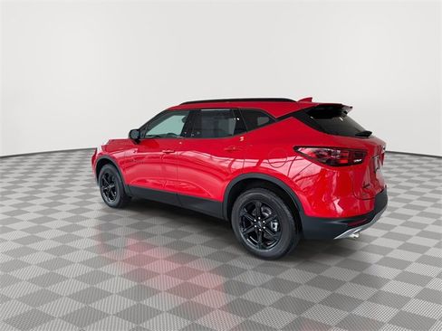 Certified 2024 Chevrolet Blazer LT w/ Convenience Package image 7
