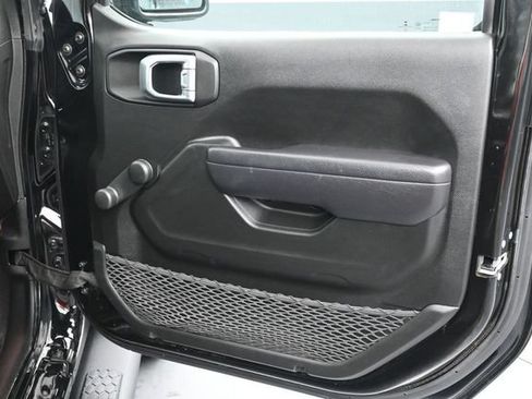 Used 2022 Jeep Wrangler Unlimited Sport AWD/4WD image 11