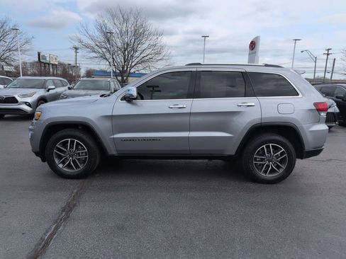 Used 2021 Jeep Grand Cherokee Limited image 2