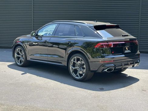 Used 2026 Audi RS Q8 performance AWD/4WD image 3