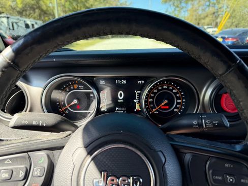 Used 2021 Jeep Wrangler Unlimited Sport image 20