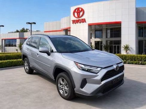 Used 2024 Toyota RAV4 XLE w/ Convenience Package AWD/4WD image 1