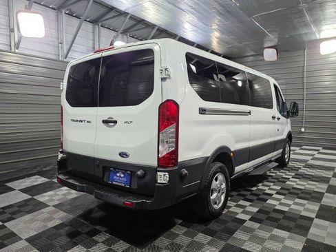 Used 2017 Ford Transit 350 XLT image 5