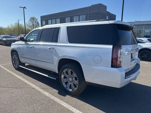 Used 2016 GMC Yukon XL Denali w/ Open Road Package AWD/4WD image 15