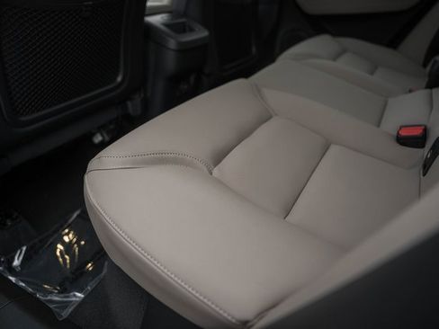 New 2026 Volvo XC60 B5 Plus w/ Protection Package Premier image 32