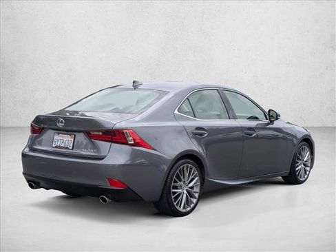 Used 2016 Lexus IS 200t RWD image 5
