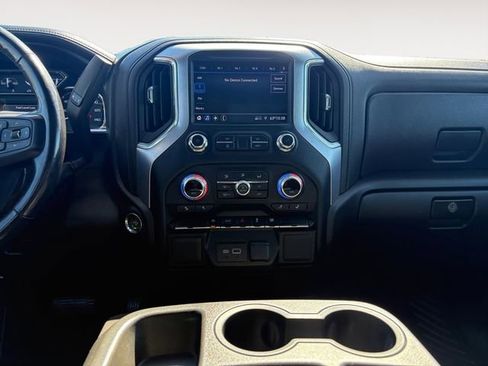 Used 2020 GMC Sierra 1500 SLE w/ SLE Value Package AWD/4WD image 11