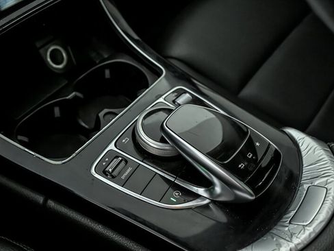 Used 2016 Mercedes-Benz C 300 4MATIC Sedan image 31