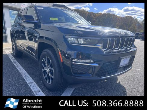 New 2025 Jeep Grand Cherokee Limited w/ Luxury Tech Group II image 7