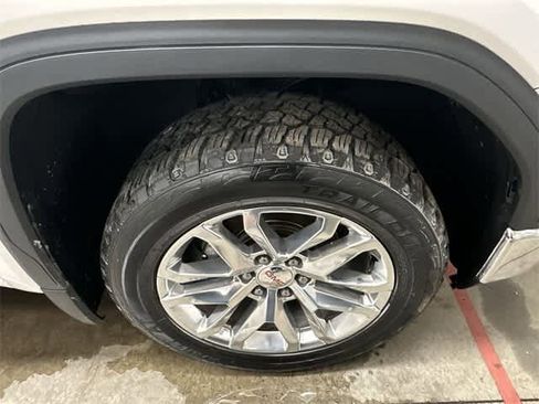 Used 2019 GMC Sierra 1500 SLT w/ SLT Convenience Package image 5