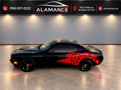Used 2015 Dodge Challenger SXT