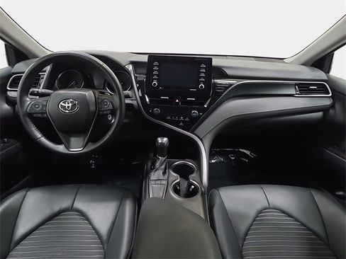 Certified 2024 Toyota Camry SE image 9