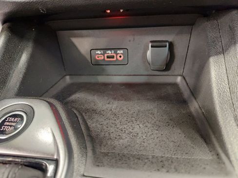 Used 2020 Nissan Sentra SV image 28