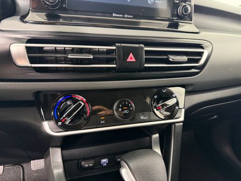 Used 2021 Kia Seltos LX AWD/4WD image 16