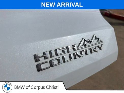 Used 2026 Chevrolet Traverse High Country FWD image 13