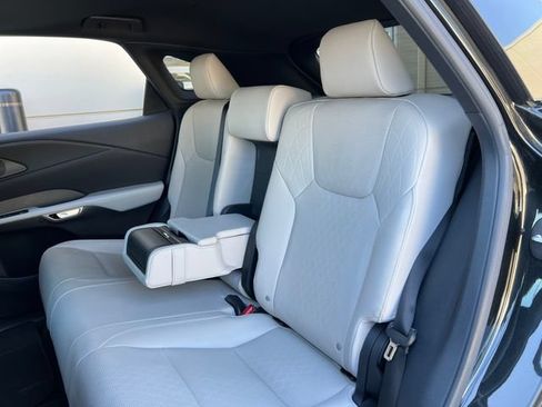 Used 2023 Lexus RX 350 Premium Plus w/ Cold Area Package FWD image 41