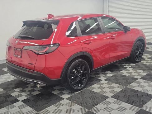 Certified 2025 Honda HR-V Sport image 6