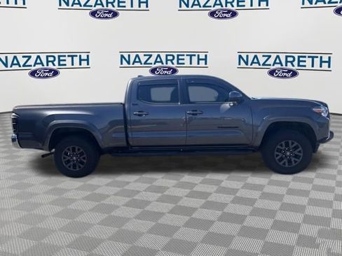 Used 2023 Toyota Tacoma SR5 AWD/4WD image 8