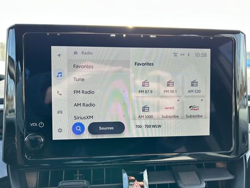 Used 2024 Toyota Corolla SE image 12