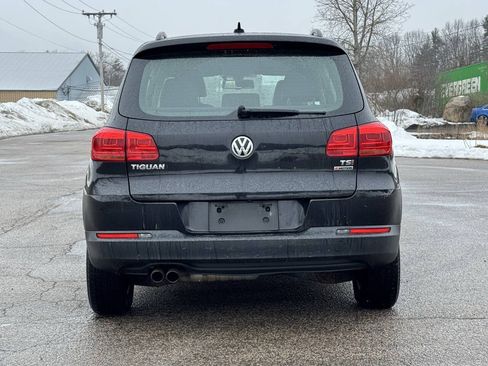 Used 2017 Volkswagen Tiguan S AWD/4WD image 4