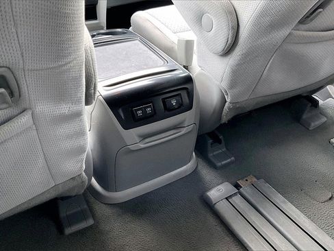 Used 2020 Toyota Sienna LE image 34