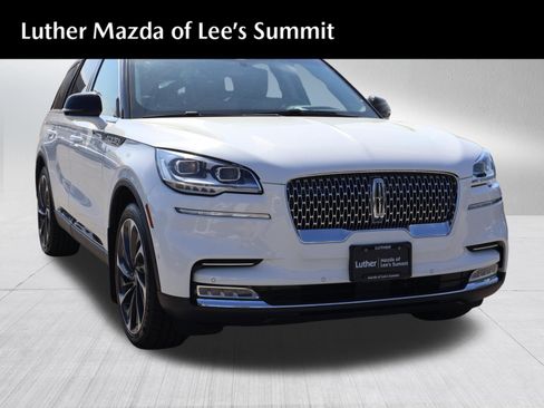 Used 2023 Lincoln Aviator Reserve w/ Equipment Group 201A RWD image 1