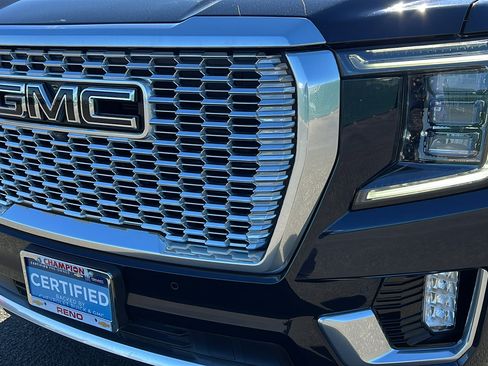 Certified 2022 GMC Yukon XL Denali image 9