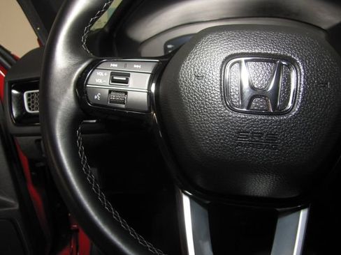 Certified 2025 Honda Civic Sport Touring image 5