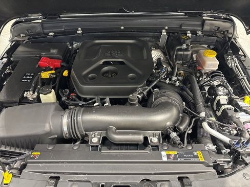 Used 2024 Jeep Wrangler Sport S image 43