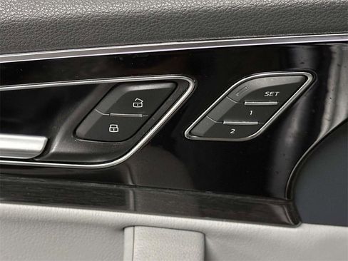 Used 2019 Audi Q7 3.0T Premium Plus w/ Premium Plus Package image 12