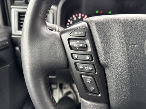 Used 2021 Nissan Titan PRO-4X w/ Pro-4x Convenience Package image 16