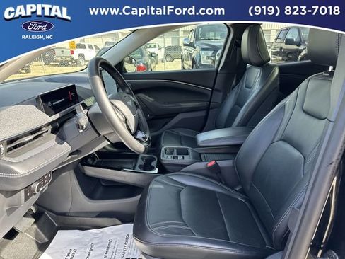 Used 2025 Ford Mustang Mach-E Premium image 22