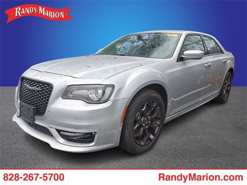 Used 2023 Chrysler 300 Touring L w/ Popular Equipment Group image 1
