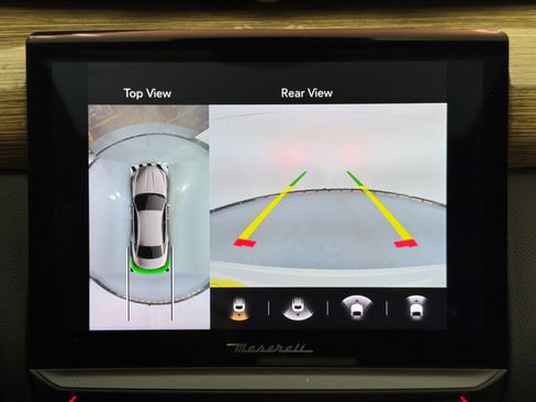 Used 2022 Maserati Quattroporte GT image 29