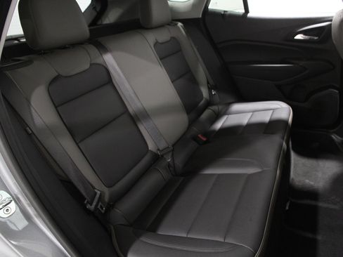 Certified 2024 Chevrolet Trax ACTIV w/ Sunroof Package image 16