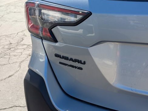 Used 2025 Subaru Outback Onyx Edition image 4