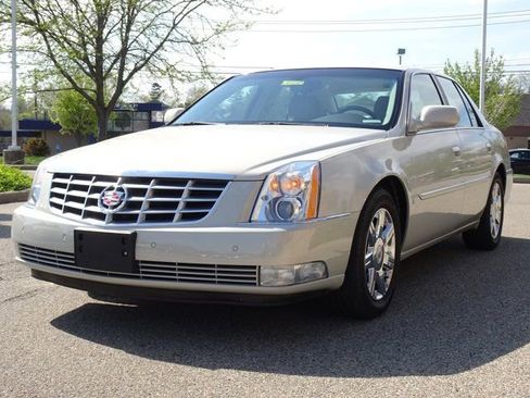 Used 2007 Cadillac DTS Luxury I image 7