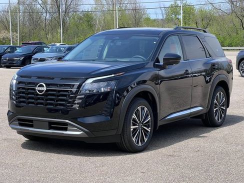 New 2026 Nissan Pathfinder Platinum AWD/4WD image 39