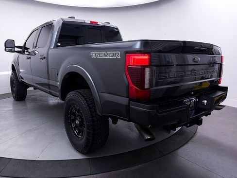 Used 2020 Ford F250 Lariat image 8