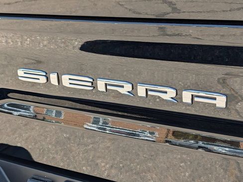 New 2026 GMC Sierra 1500 SLT w/ SLT Premium Plus Package AWD/4WD image 19