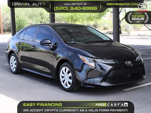 Used 2020 Toyota Corolla LE image 1