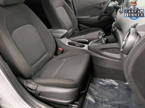 Used 2023 Hyundai Kona SEL image 29