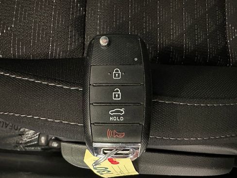 Used 2023 Kia Rio S FWD image 17