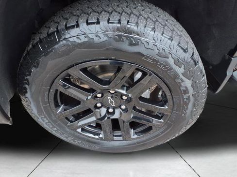 Used 2025 Chevrolet Silverado 1500 LT Trail Boss w/ LT Trail Boss Premium Package image 18