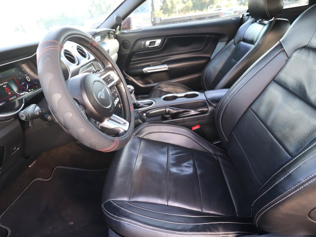 Used 2018 Ford Mustang GT Premium w/ Equipment Group 401A RWD image 2